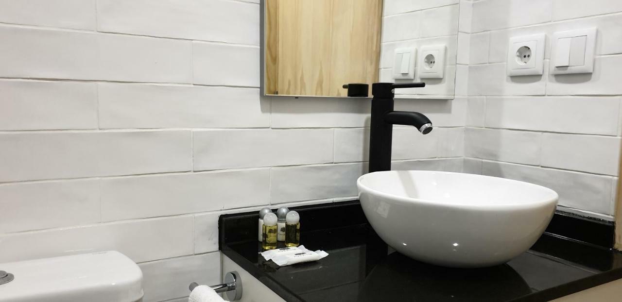 Cais Dos Mercanteis City House Villa อาเวโร ภายนอก รูปภาพ